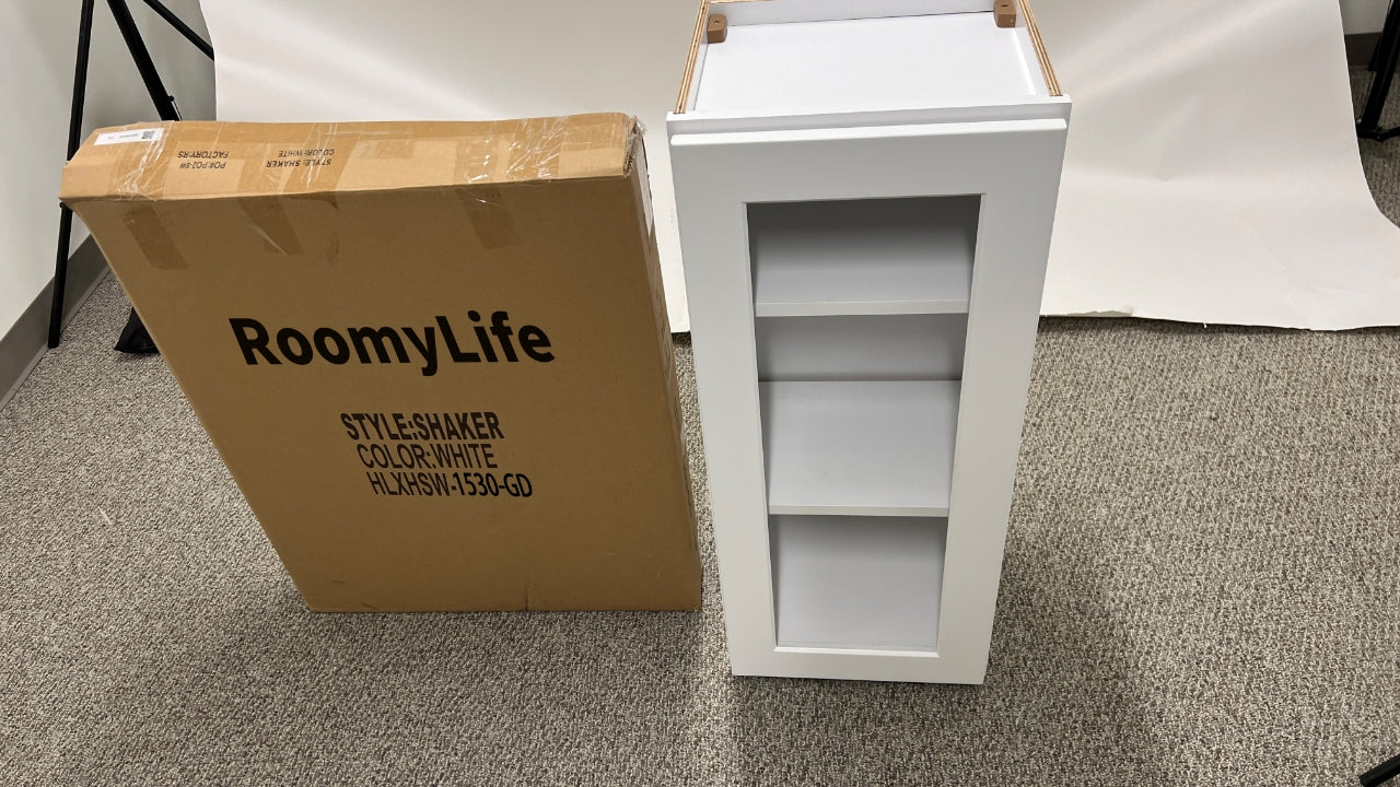 W1530GD Shaker White Single Glass Door Wall Cabinet